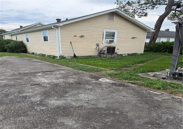 Photo 3 of Sale Pending at 3136 N Galvez St, New Orleans, LA 70117 | MLS# 2576678 | Listing updated on 2026-10-06