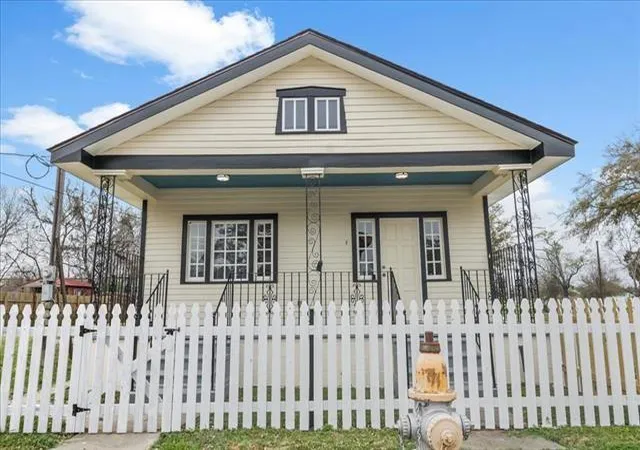 Photo 1 of Single family home for sale at 703 Leboeuf St, New Orleans, LA 70114 | MLS# 2576679 | Listing updated on 2026-09-30