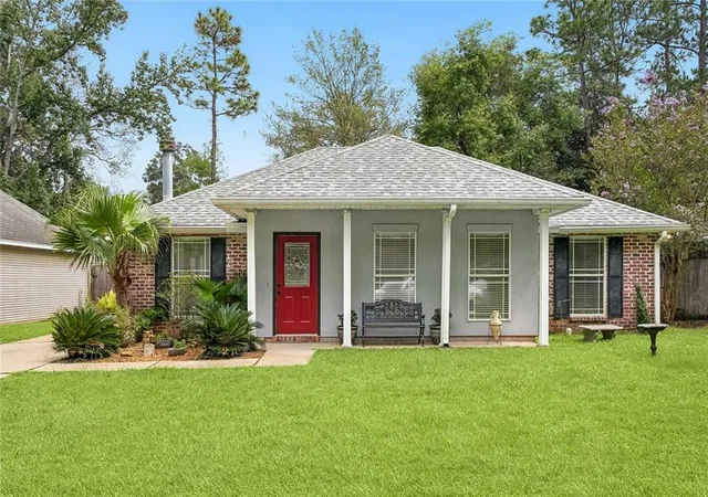 Photo 1 of Sale Pending at 70436 J St, Covington, LA 70433 | MLS# 2571874 | Listing updated on 2026-09-23