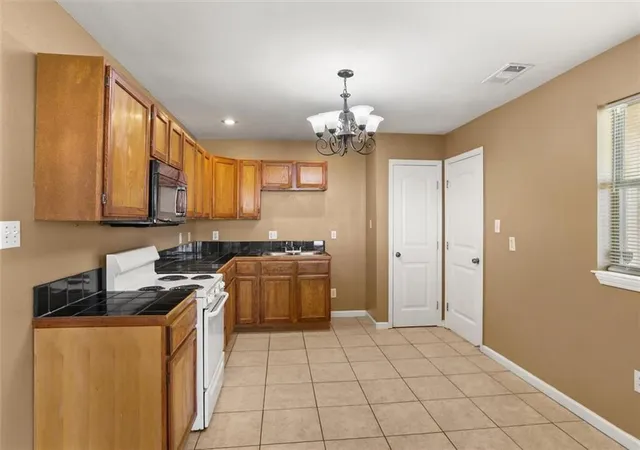Photo 3 of Multi family home for sale at 2109 11 Octavia Dr, Chalmette, LA 70043 | MLS# 2575011 | Listing updated on 2026-10-04