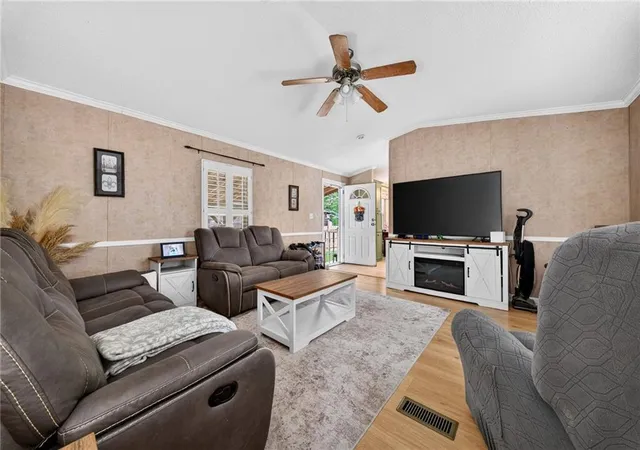 Photo 3 of Single family home for sale at 124 Cedar Dr, Belle Chasse, LA 70037 | MLS# 2576280 | Listing updated on 2026-09-13