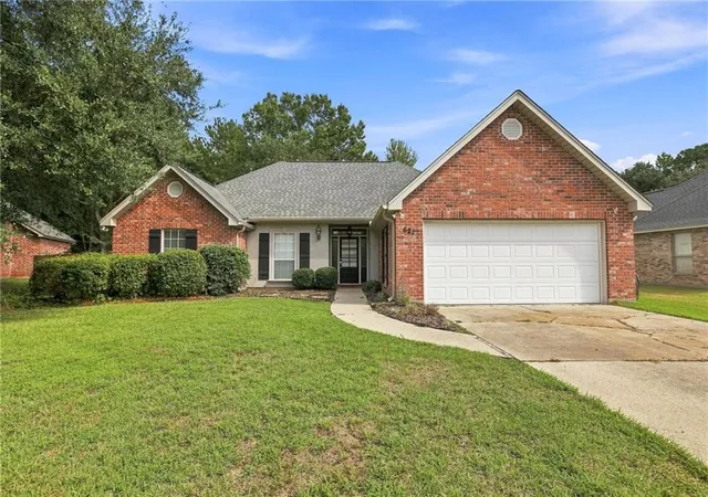 Photo 1 of Single family home for sale at 621 Piney Ridge Cir, Madisonville, LA 70447 | MLS# 2576747 | Listing updated on 2026-09-11