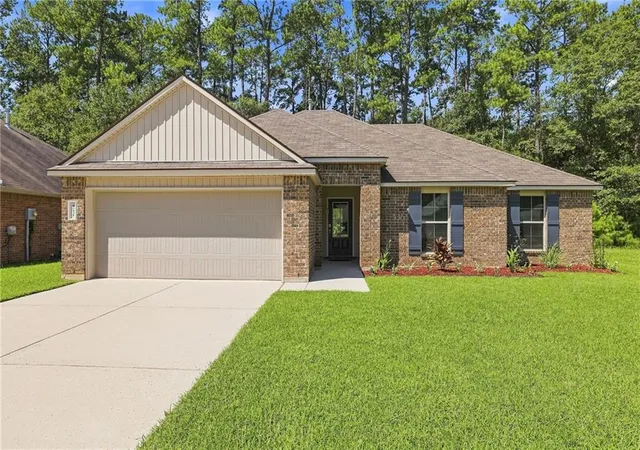 Photo 1 of Single family home for sale at 42431 Evangeline Dr, Hammond, LA 70403 | MLS# 2576796 | Listing updated on 2026-09-11