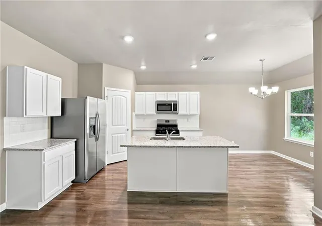 Photo 3 of Single family home for sale at 42431 Evangeline Dr, Hammond, LA 70403 | MLS# 2576796 | Listing updated on 2026-09-11