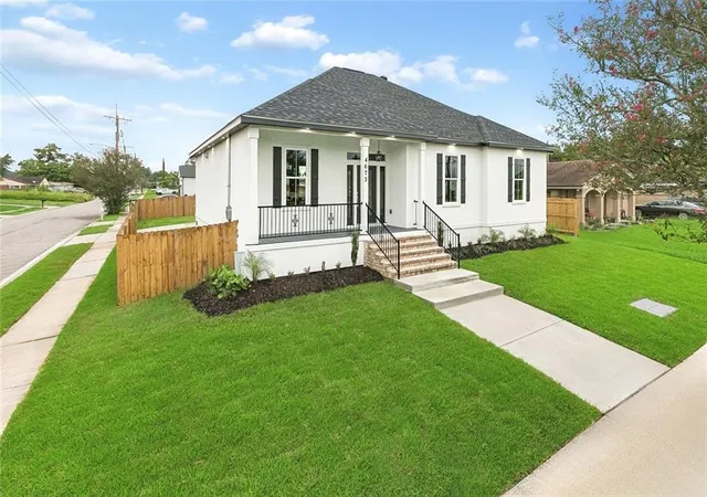 Photo 3 of Single family home for sale at 4673 Read Blvd, New Orleans, LA 70127 | MLS# 2576831 | Listing updated on 2026-09-27