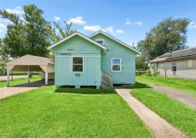 Photo 1 of Single family home for sale at 253 Fir St, La Place, LA 70068 | MLS# 2574984 | Listing updated on 2026-09-12