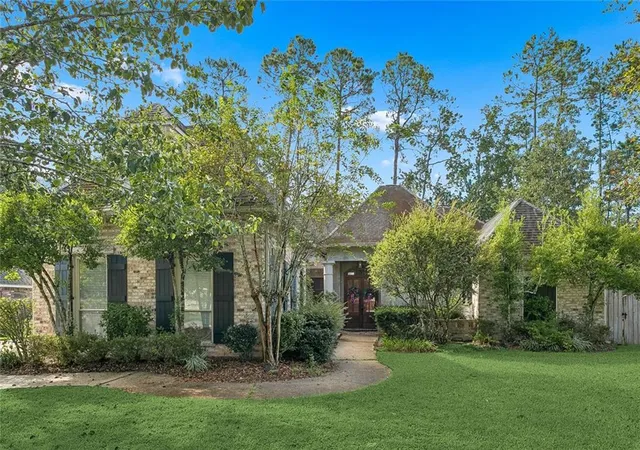 Photo 1 of Single family home for sale at 441 Laurelleaf Ln, Covington, LA 70433 | MLS# 2573736 | Listing updated on 2026-09-12