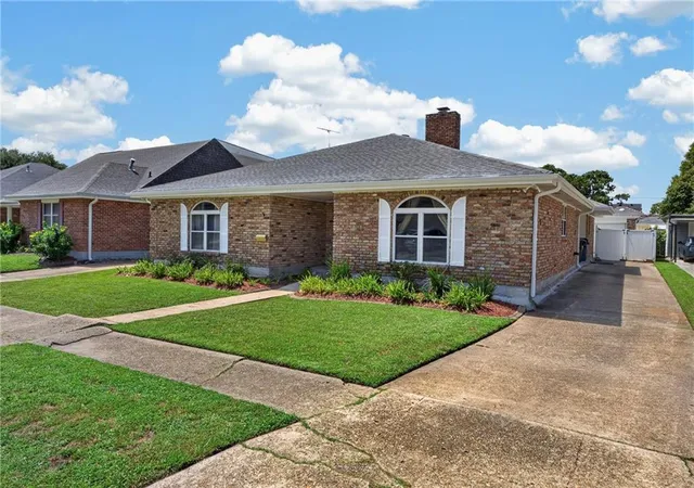 Photo 3 of Single family home for sale at 3912 N Turnbull Dr, Metairie, LA 70002 | MLS# 2576874 | Listing updated on 2026-09-19