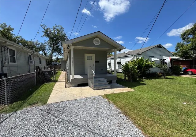 Photo 1 of Single family home for sale at 1237 Casa Calvo St, New Orleans, LA 70114 | MLS# 2576501 | Listing updated on 2026-09-18