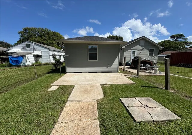 Photo 2 of Single family home for sale at 1237 Casa Calvo St, New Orleans, LA 70114 | MLS# 2576501 | Listing updated on 2026-09-18
