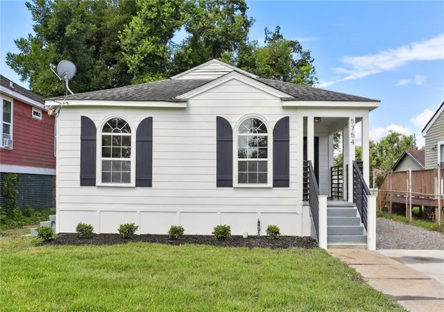 Photo 1 of Single family home for sale at 5754 Pasteur Blvd, New Orleans, LA 70122 | MLS# 2576797 | Listing updated on 2026-09-17