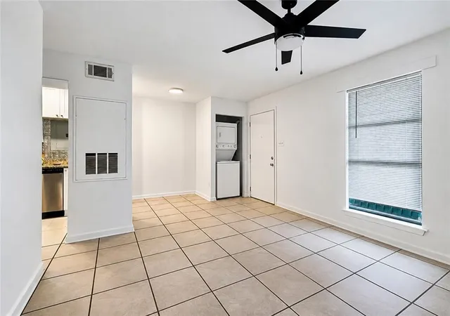 Photo 3 of Condo for sale at 4101 Hessmer Ave #205, Metairie, LA 70002 | MLS# 2576922 | Listing updated on 2026-09-13