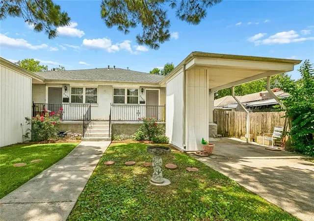 Photo 2 of Townhouse for sale at 2604 2606 Longwood Dr, Metairie, LA 70003 | MLS# 2576471 | Listing updated on 2026-09-20