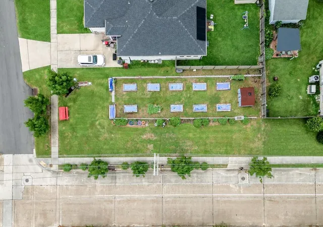 Photo 1 of Land for sale at 5240 Vermillion Blvd, New Orleans, LA 70122 | MLS# 2576668 | Listing updated on 2026-09-13