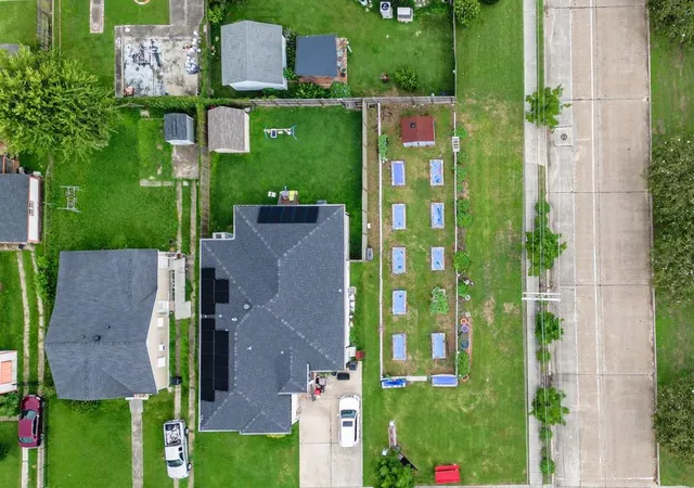 Photo 3 of Land for sale at 5240 Vermillion Blvd, New Orleans, LA 70122 | MLS# 2576668 | Listing updated on 2026-09-13