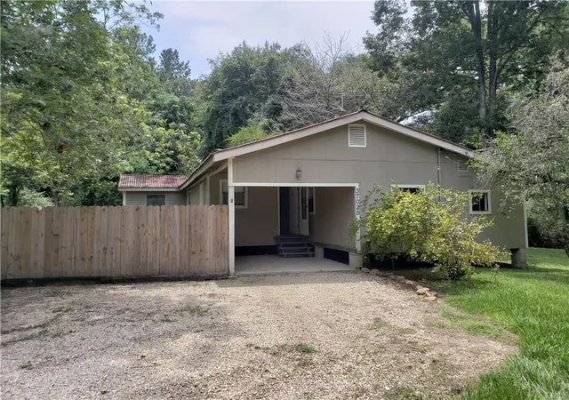 Photo 2 of Sale Pending at 37025 Albin Rd, Independence, LA 70443 | MLS# 2576992 | Listing updated on 2026-09-22