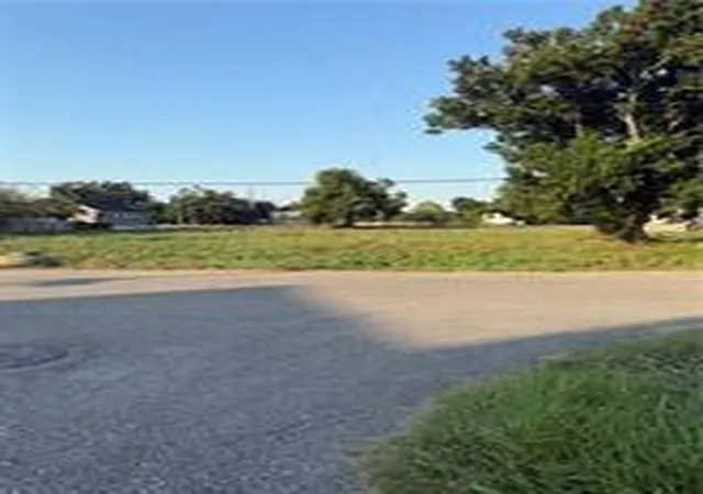 Land for sale at 1229701-1229703 Memorial Park Dr, New Orleans, LA 70114 | MLS# 2577016