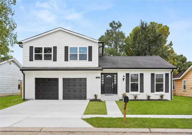 Photo 1 of Single family home for sale at 3889 Chriswood Ln, Harvey, LA 70058 | MLS# 2573239 | Listing updated on 2026-09-21