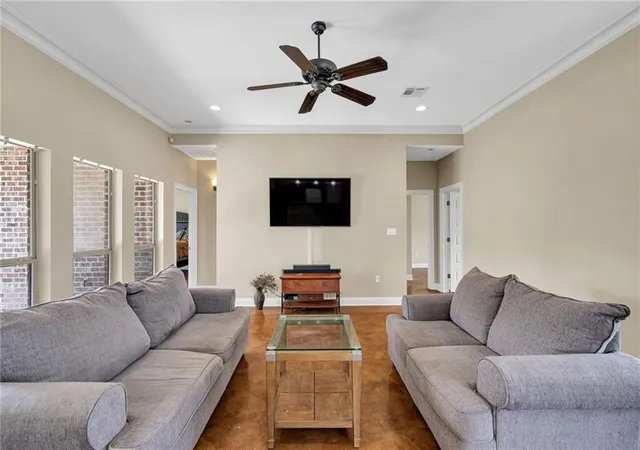 Photo 4 of Single family home for sale at 111 Saint Anthony St, Luling, LA 70070 | MLS# 2576343 | Listing updated on 2026-09-22