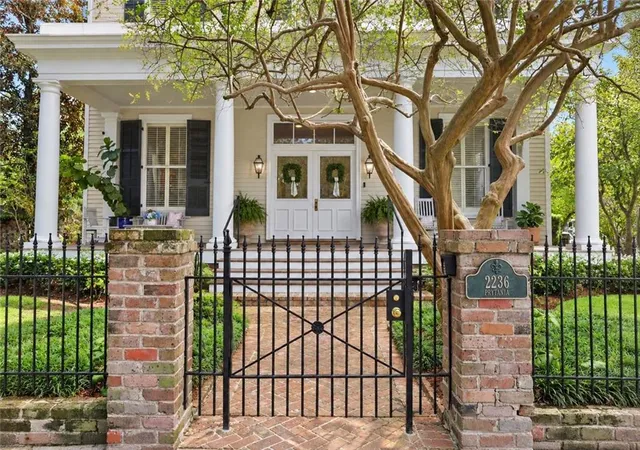 Photo 2 of Sale Pending at 2236 Prytania St, New Orleans, LA 70130 | MLS# 2576914 | Listing updated on 2026-09-29