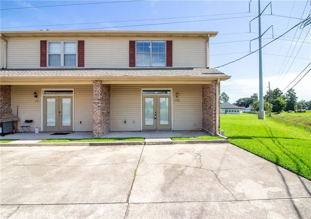 Photo 1 of Condo for sale at 1418 Windsor St #1418, La Place, LA 70068 | MLS# 2577053 | Listing updated on 2026-09-14