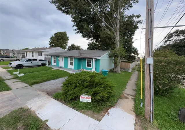 Photo 2 of Single family home for sale at 3453 W Loyola Dr, Kenner, LA 70065 | MLS# 2577062 | Listing updated on 2026-09-15