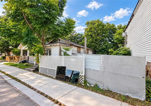 Photo 12 of Single family home for sale at 2907 Pocahontas St, New Orleans, LA 70126 | MLS# 2577009 | Listing updated on 2026-10-03