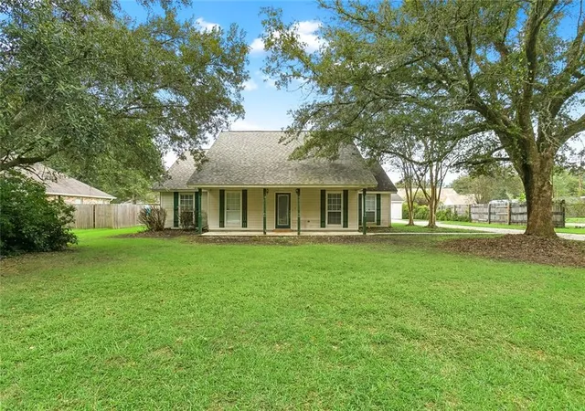 Photo 1 of Single family home for sale at 20076 Vineyard Rd, Hammond, LA 70401 | MLS# 2577150 | Listing updated on 2026-09-15