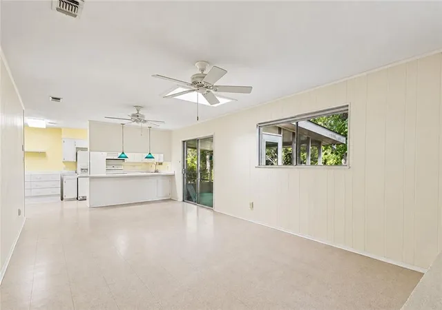 Photo 3 of Single family home for sale at 1443 Briarwood St, Slidell, LA 70458 | MLS# 2576979 | Listing updated on 2026-10-05