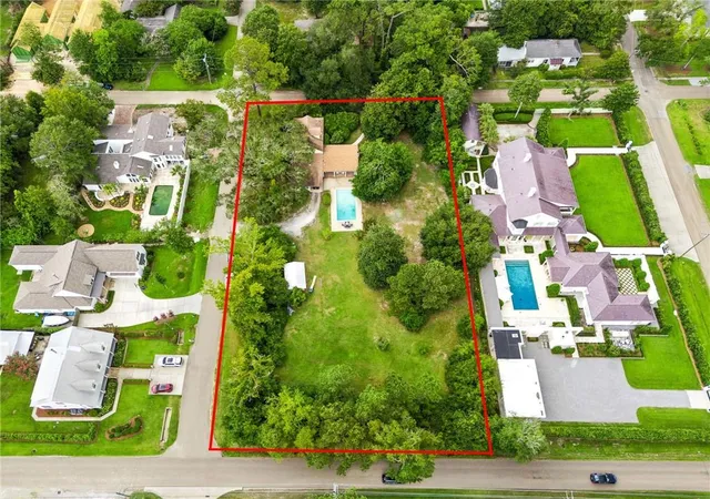 Land for sale at 830 S Madison St, Covington, LA 70433 | MLS# 2577179