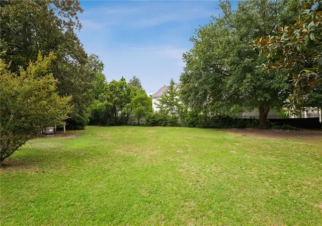 Photo 4 of Land for sale at 830 S Madison St, Covington, LA 70433 | MLS# 2577179 | Listing updated on 2026-09-14