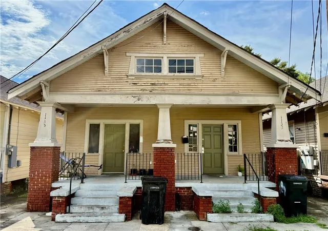 Multi family home for sale at 1133-35 Belleville St, New Orleans, LA 70114 | MLS# 2577267