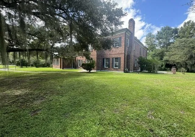 Photo 3 of Single family home for sale at 1 Rosedown Ct, New Orleans, LA 70131 | MLS# 2577293 | Listing updated on 2026-09-17