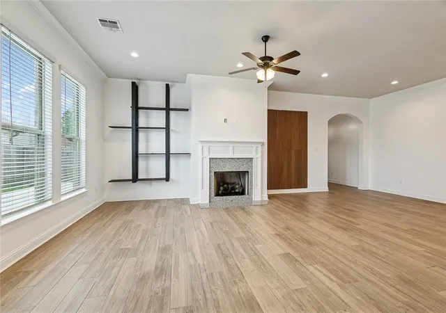 Photo 3 of Single family home for sale at 42390 Saltgrass Dr, Ponchatoula, LA 70454 | MLS# 2577268 | Listing updated on 2026-09-15