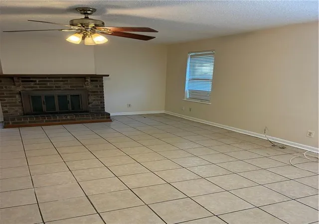 Photo 2 of Sale Pending at 7921 Sandpiper Dr, New Orleans, LA 70128 | MLS# 2577310 | Listing updated on 2026-09-16