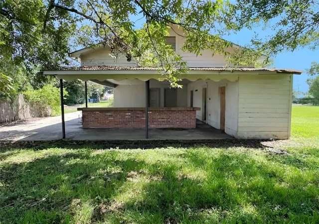 Photo 3 of Single family home for sale at 32540 Mayor Maurice Brown St, White Castle, LA 70788 | MLS# 2577370 | Listing updated on 2026-09-18