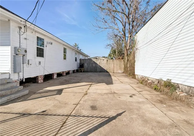 Photo 3 of Single family home for sale at 2061 N Miro St, New Orleans, LA 70119 | MLS# 2577390 | Listing updated on 2026-09-28