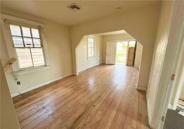 Photo 3 of House for sale at 2407 S Miro St, New Orleans, LA 70125 | MLS# 2577408 | Listing updated on 2026-10-01