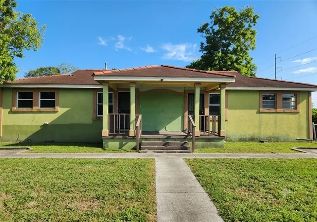 Multi family home for sale at 1922 24 Abundance St, New Orleans, LA 70122 | MLS# 2577059