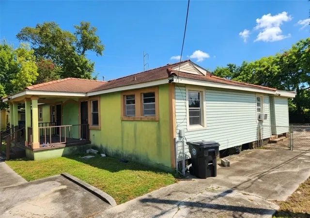 Photo 2 of Multi family home for sale at 1922 24 Abundance St, New Orleans, LA 70122 | MLS# 2577059 | Listing updated on 2026-09-16