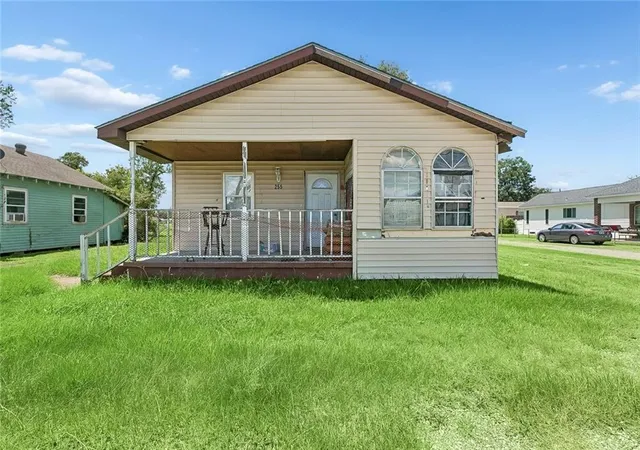 Photo 2 of Single family home for sale at 255 Fir St, La Place, LA 70068 | MLS# 2575639 | Listing updated on 2026-09-16