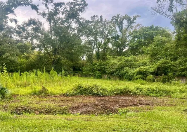 Land for sale at 1217 W 33rd Avenue, Covington, LA 70433 | MLS# 2577429