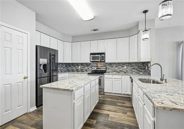 Photo 3 of Townhouse for sale at 1769 Marina Dr, Slidell, LA 70458 | MLS# 2577067 | Listing updated on 2026-09-24
