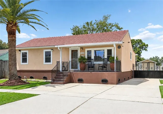 Photo 1 of Single family home for sale at 2100 Michigan Ave, Kenner, LA 70062 | MLS# 2571218 | Listing updated on 2026-09-20