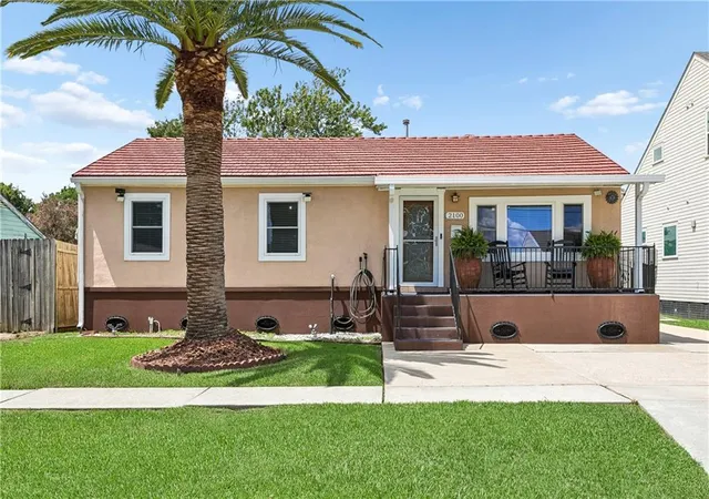 Photo 2 of Single family home for sale at 2100 Michigan Ave, Kenner, LA 70062 | MLS# 2571218 | Listing updated on 2026-09-20