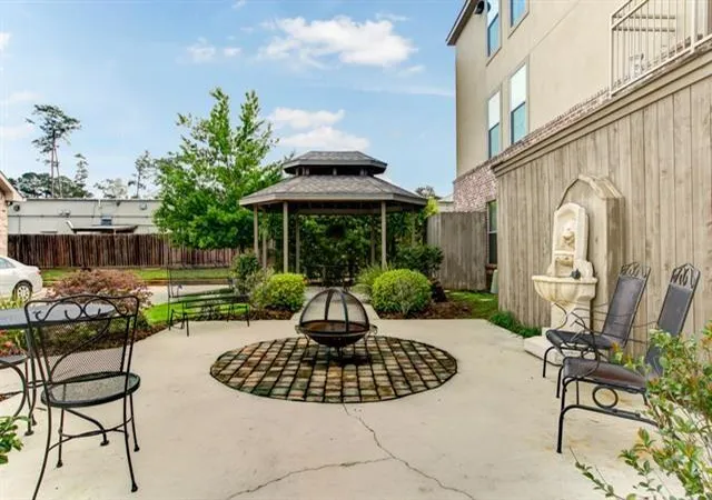 Photo 2 of Condo for sale at 827 Autumn Pl #202, Mandeville, LA 70471 | MLS# 2577530 | Listing updated on 2026-09-17