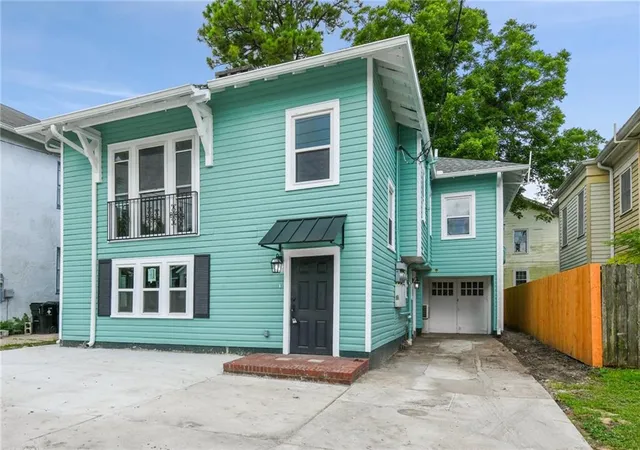 Multi family home for sale at 5530 Willow St, New Orleans, LA 70115 | MLS# 2577551
