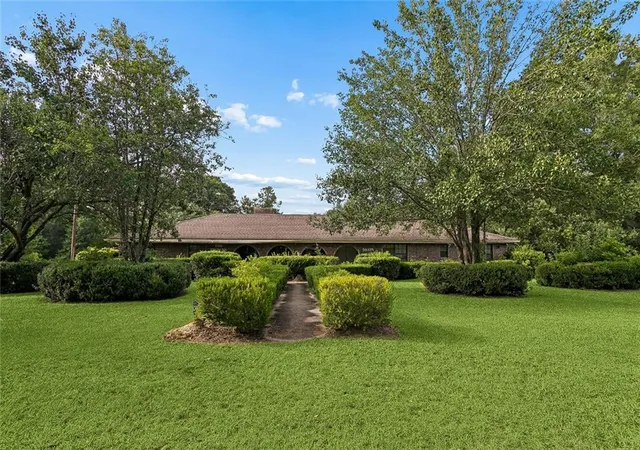 Photo 2 of Single family home for sale at 59375 Mitchell City Rd, Bogalusa, LA 70427 | MLS# 2577531 | Listing updated on 2026-09-19