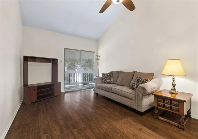 Photo 3 of Townhouse for sale at 832 S Clearview Pkwy #126, Harahan, LA 70123 | MLS# 2577323 | Listing updated on 2026-09-16