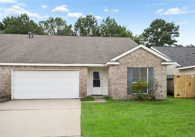 Photo 1 of Townhouse for sale at 1108 Clairise Ct, Slidell, LA 70461 | MLS# 2576693 | Listing updated on 2026-09-16